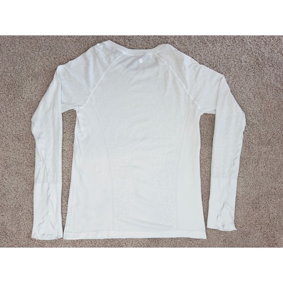 Avia Womens White Leopard Print Seamless Long Sleeve Top Thumbholes Size M - Picture 8 of 9